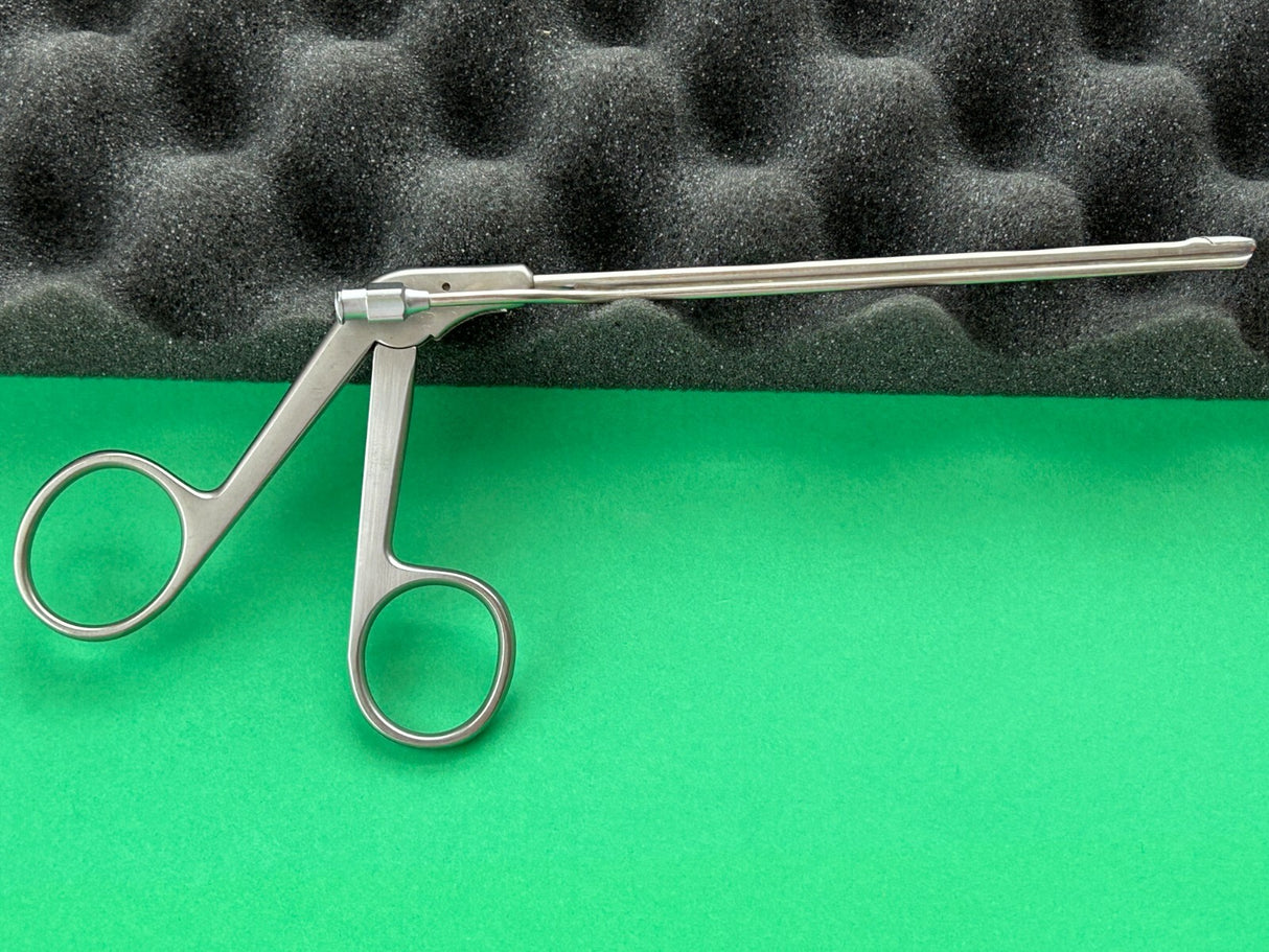 Karl Storz Surgical RHINO-FORCE Blakesley Forceps with Suction, Size 1, Straight