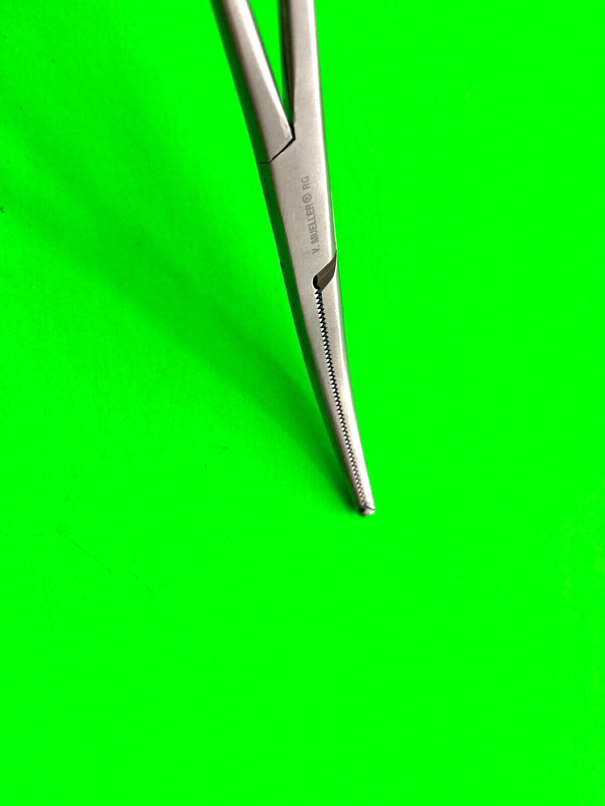 V.Mueller Surgical SU-2814 Ochsner Artery Forceps Curved 8"