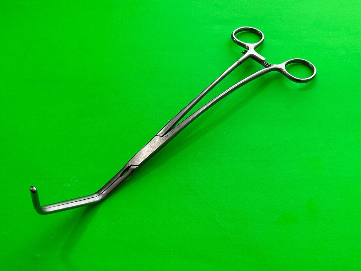 V.Mueller Surgical CH-7298 DeBakey Occlusion Clamp, 11"