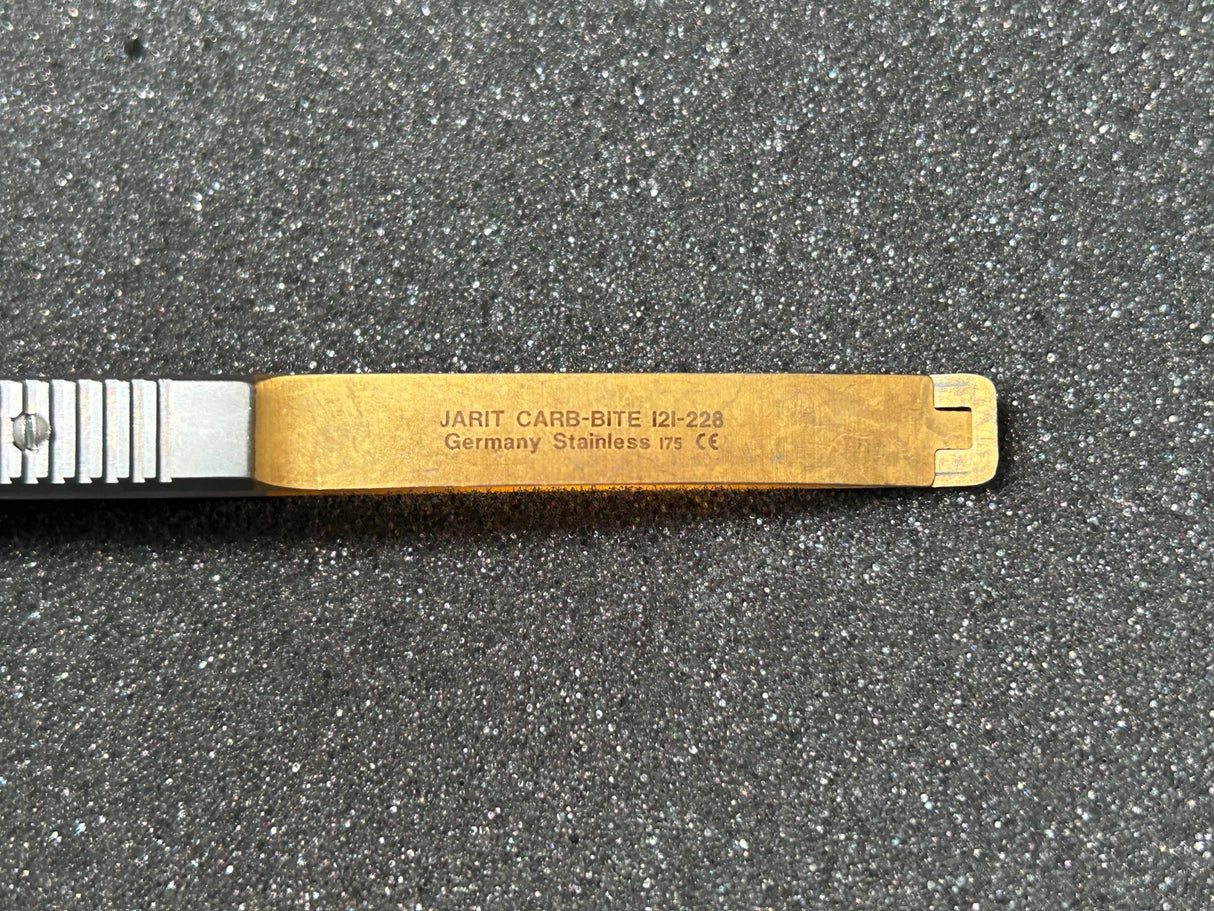 Jarit 121-228 Castroviejo Needle Holder, Carb-Bite, w/Lock 7-1/4', TC