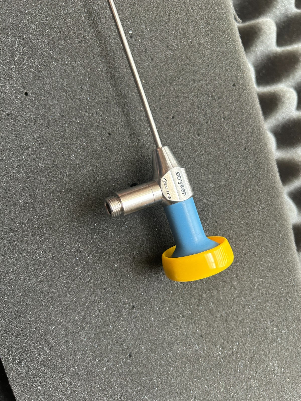 Stryker 0502-290-030 2.9 mm 30° IDEAL EYES™ HD Autoclavable Pediatric Laproscope