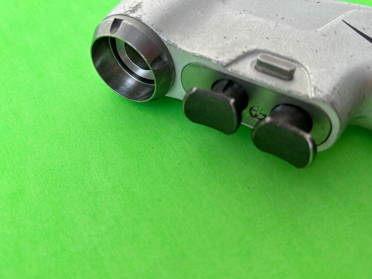 Stryker System 8 4505 Dual Trigger Cordless Driver Handpiece with Attachments