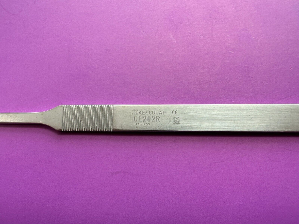 Aesculap OL202R FOMON retr 12mm Blunt 5 3/4 in.