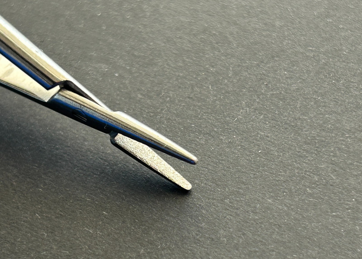 Scanlan 3003-346 Titanium Legacy Needle Holder, Straight DIAMOND DUST ™ Jaws 9"