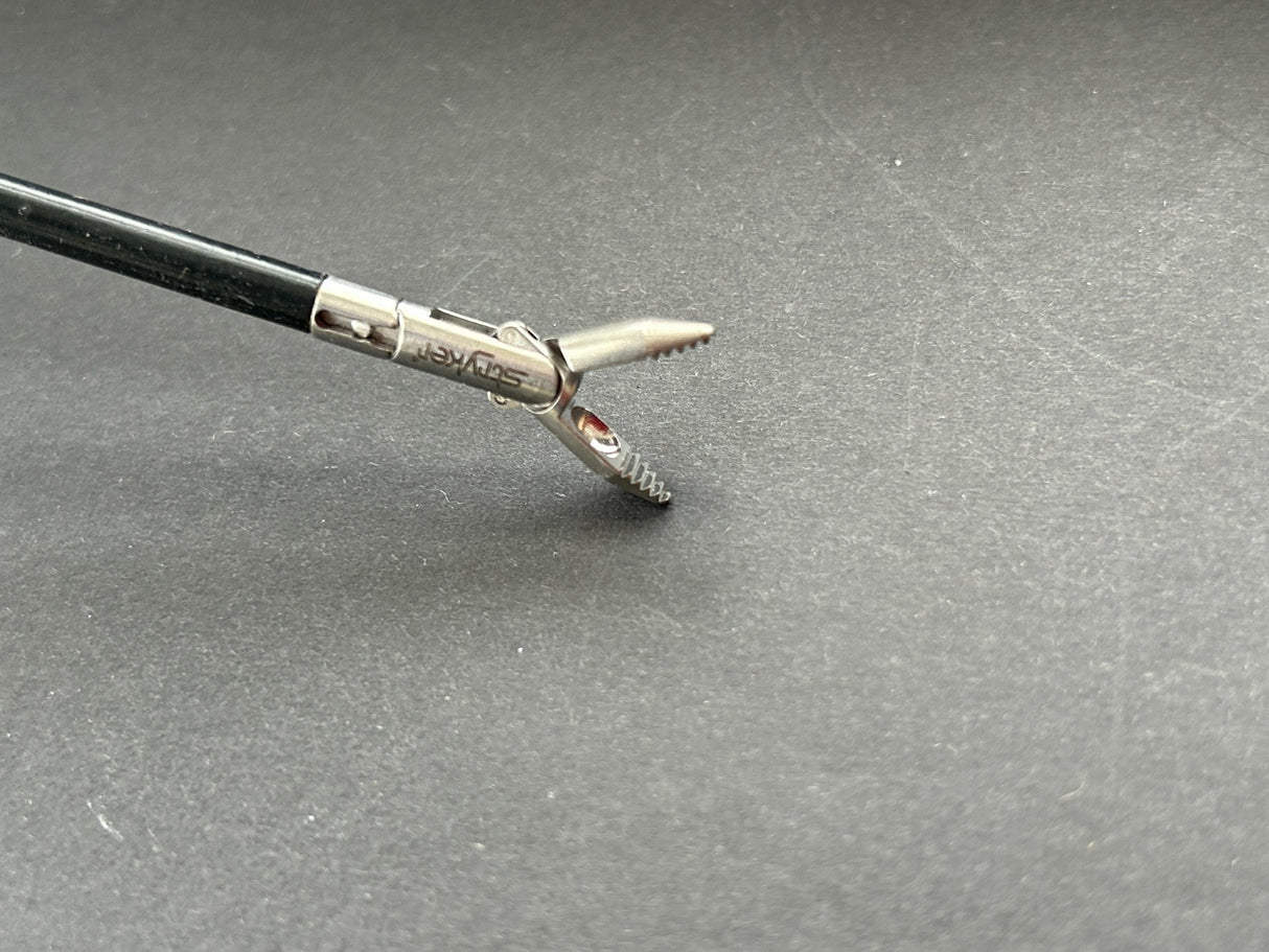 Stryker Dolphin Nose Dissecting Forceps 5mm