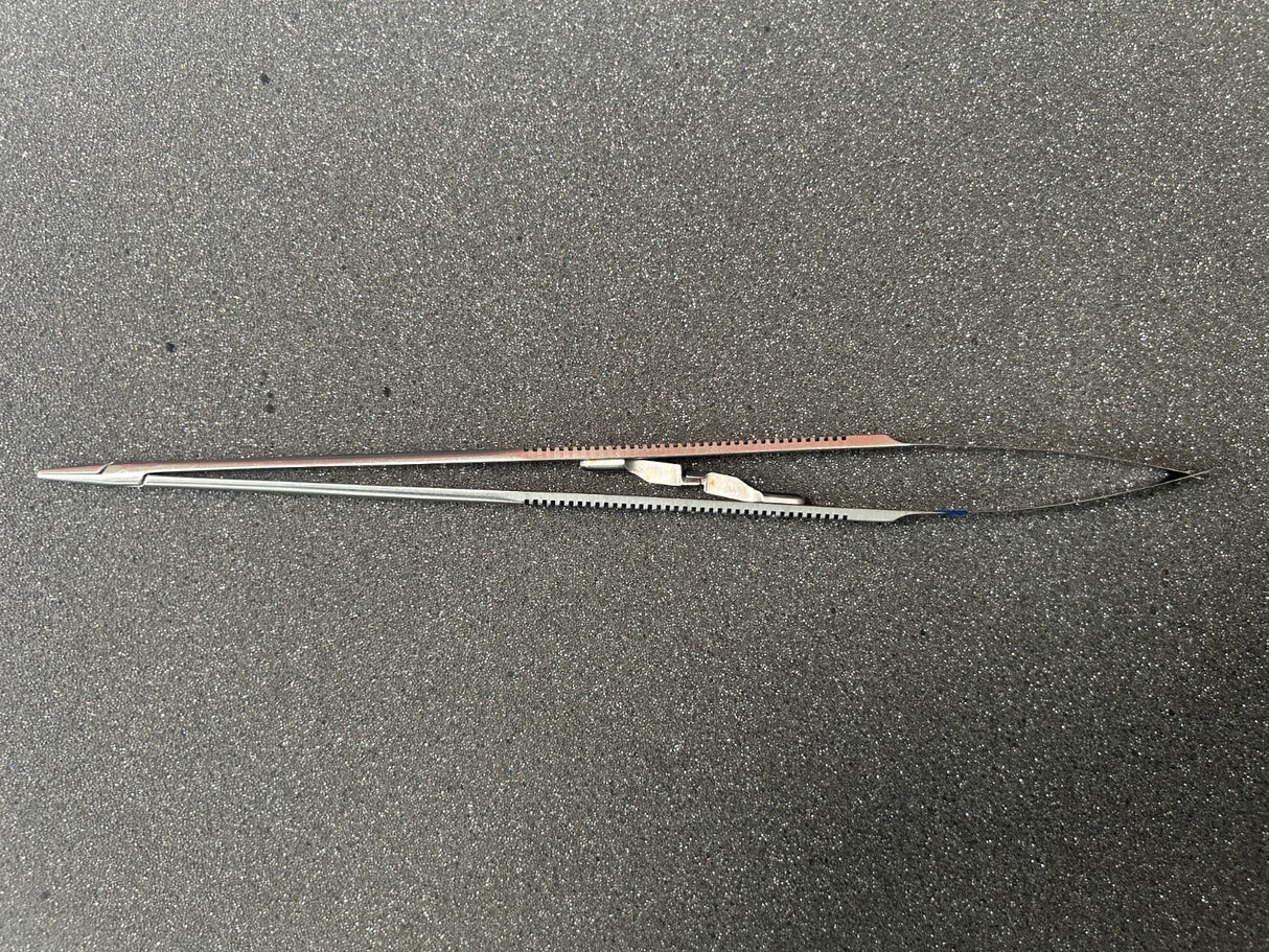 V. Mueller CH 06158 Jacobson Delicate Needleholder, 9-1/4" w/Lock, Diamond Dust