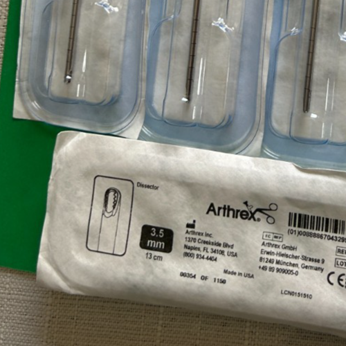 Arthrex Shaver Blades Dissector, 3.5 mm x 13 cm (6 Blades Per Order) IN DATE
