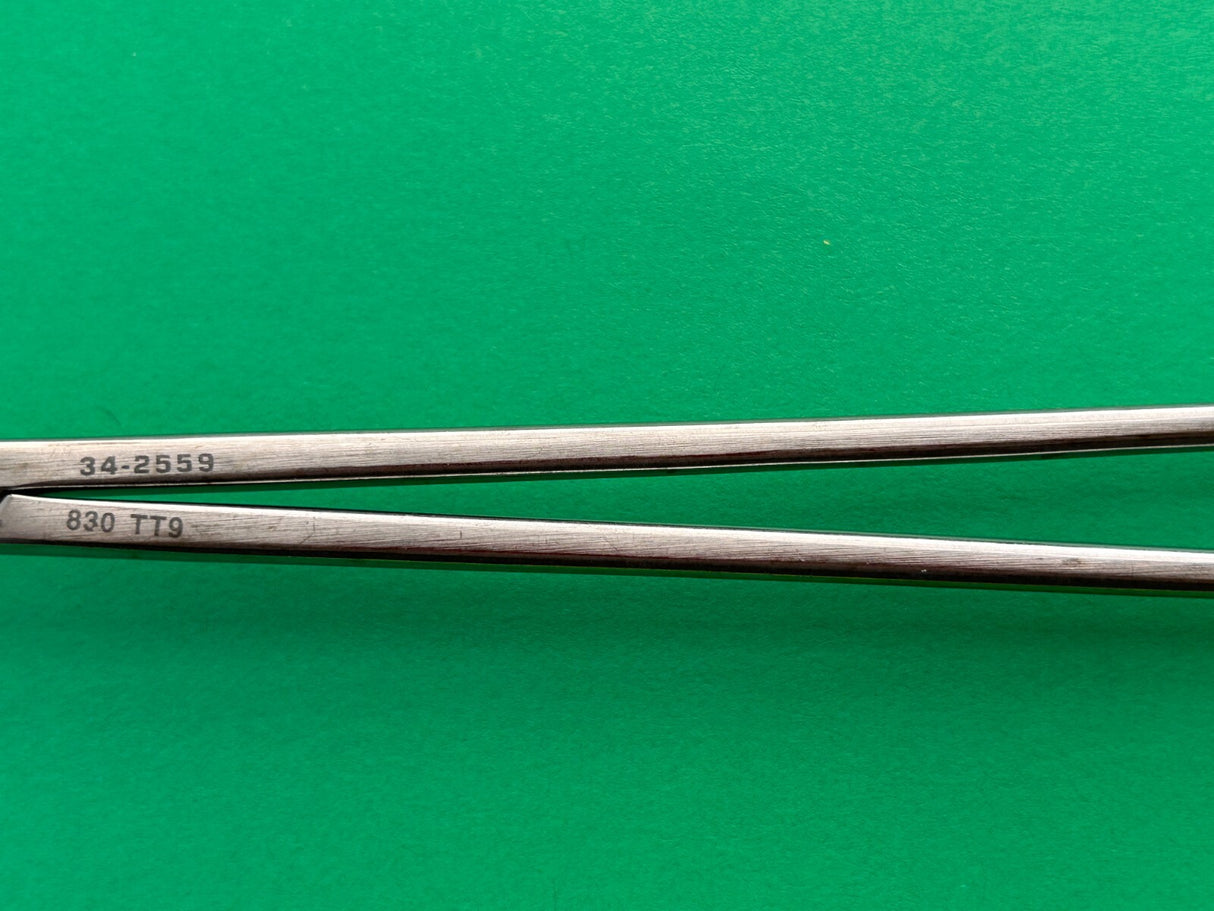 Pilling Surgical 10-5/8" Right Angle Thoracic Forceps, Serrated