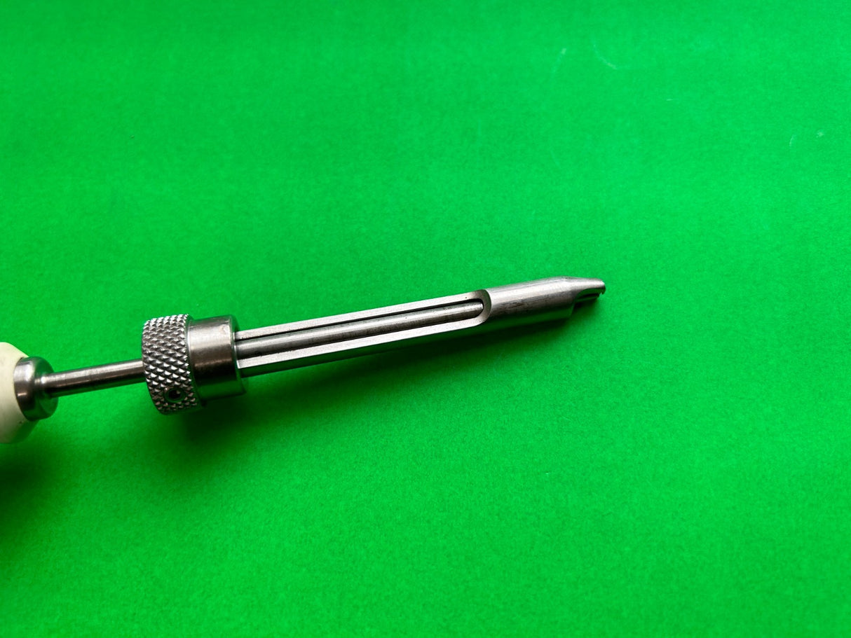 Medtronic 8796033 Central Slot Screw Removal Tool