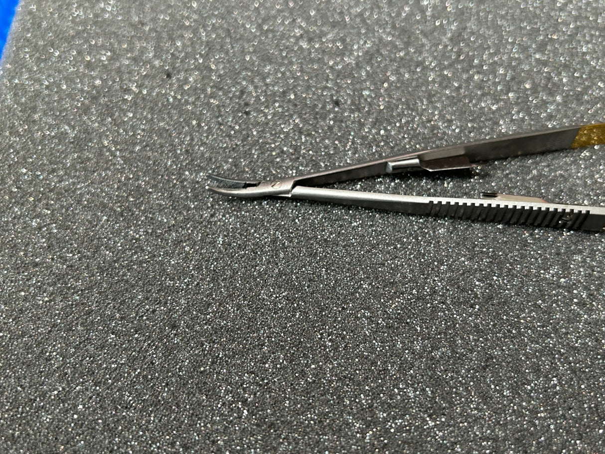 Spectrum 40-4471 Curved Needle Holder, w/Lock, TC
