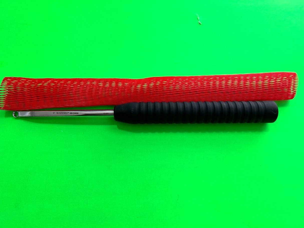 Symmetry Surgical 46-3405 Magnum Ring Curette 8mm Tip Angled