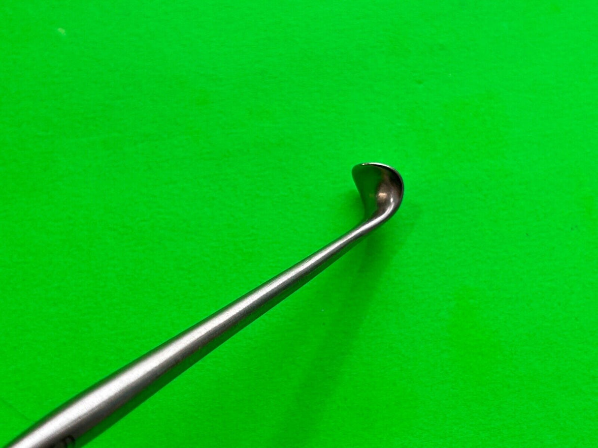 V.Mueller Surgical NL1003 Cushing Retractor, 22cm