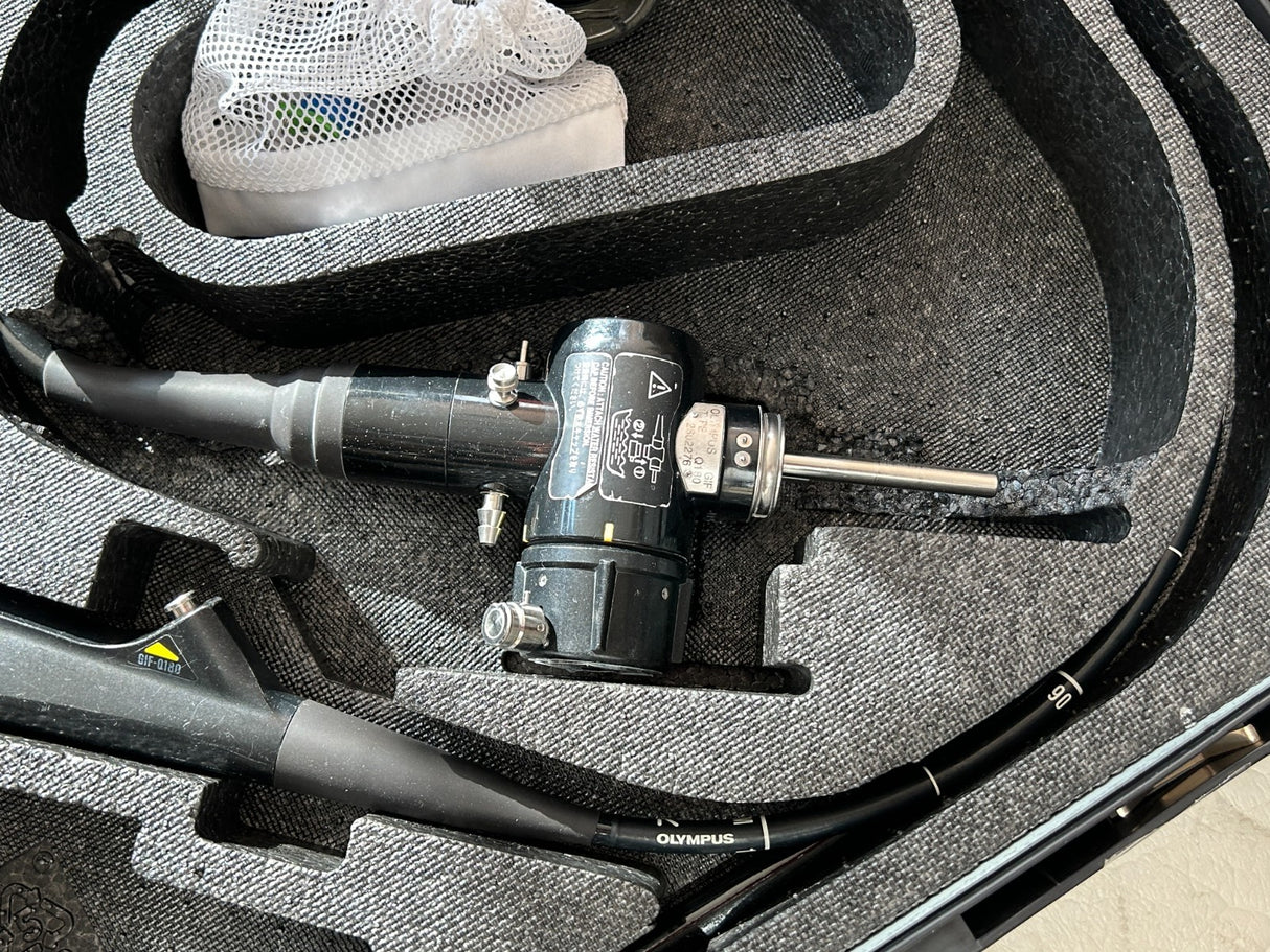 Olympus GIF-Q180 Evis Exera II Gastroscope GASTROINTESTINAL VIDEOSCOPE IN CASE!