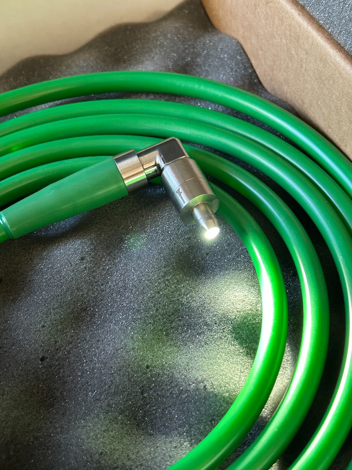 Stryker 0233-050-490 Fiber Optic Green Cable 5mm x 3.05mm x 10ft