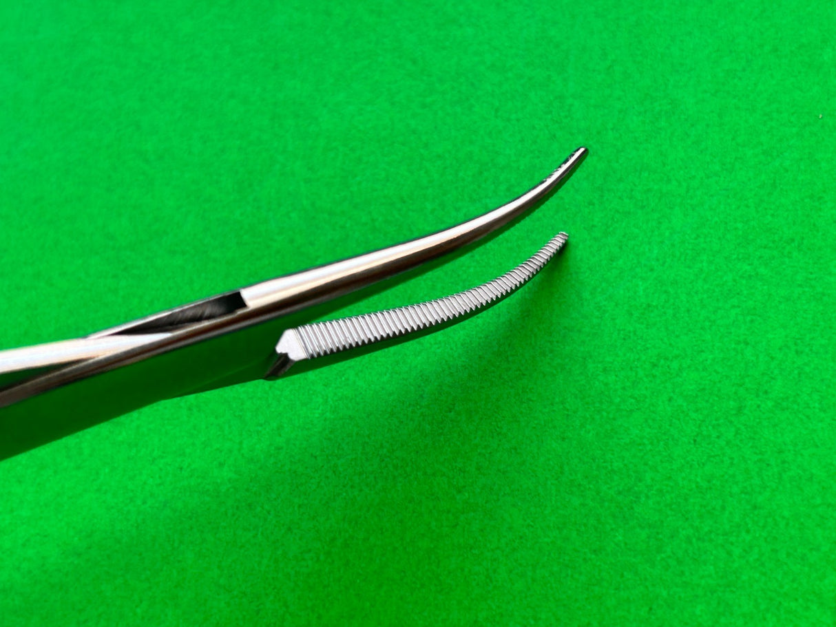 Symmetry 30-8082 Thoracic Forceps 9½"