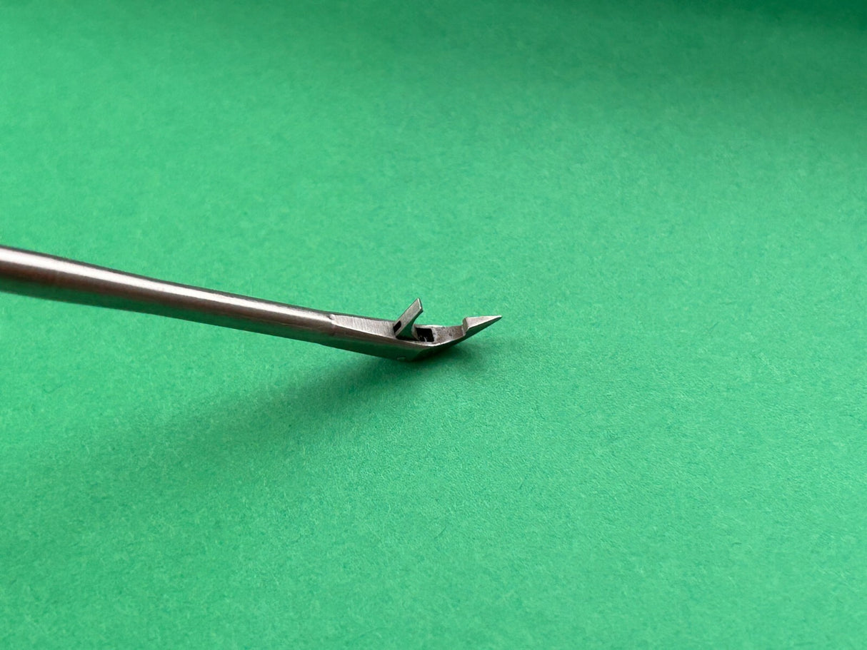 ArthreX Surgical 2.75mm Arthroscopy BirdBeak 45º Up Tip