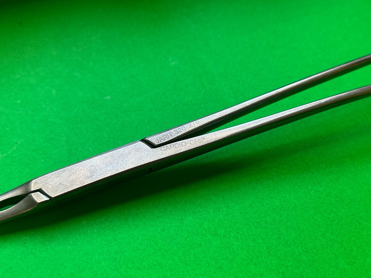 Jarit 320-270 DeBAKEY Vascular Clamp 9.5" 1x2 Teeth