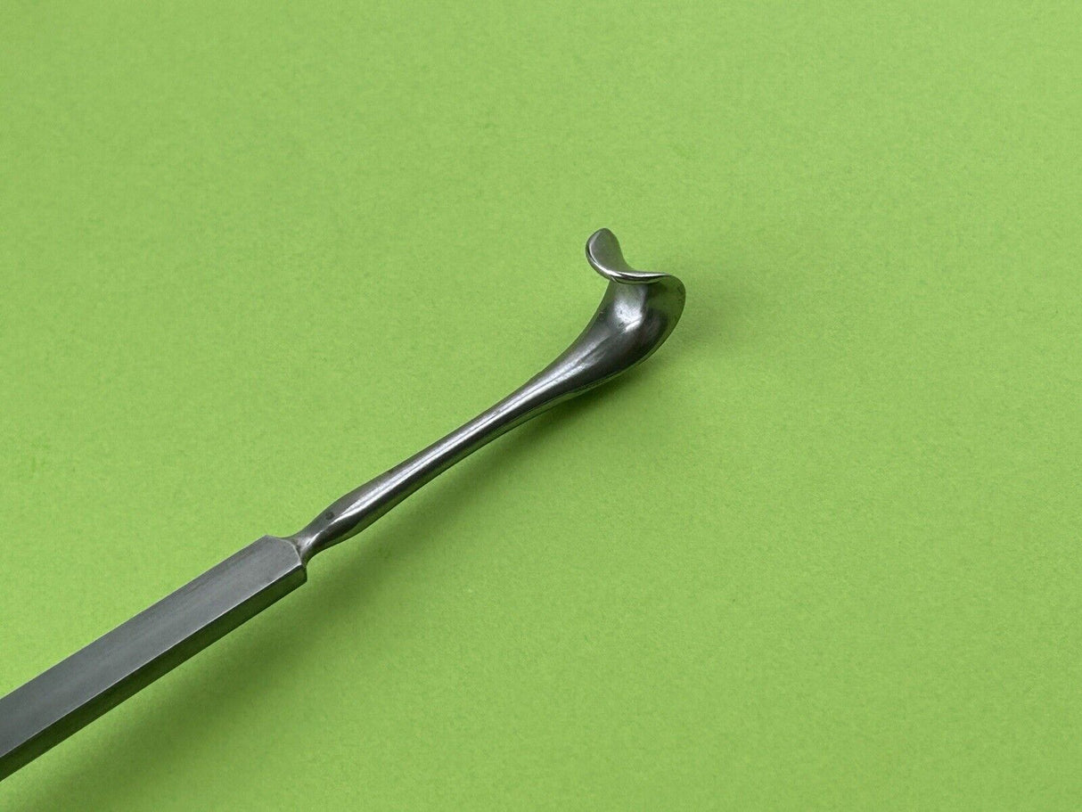 V.Mueller Surgical Gil-Vernet Retractor