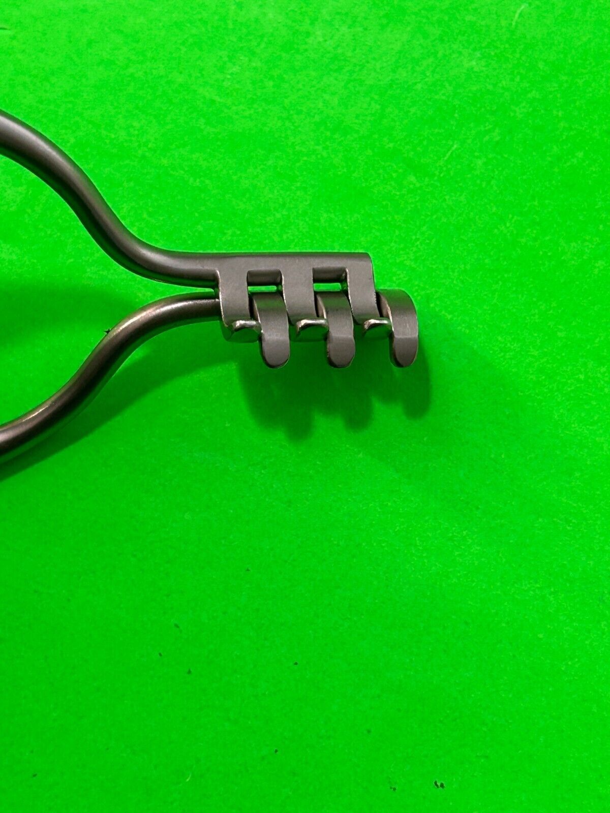 Aesculap Surgical 3x3 Teeth Jansen Retractor