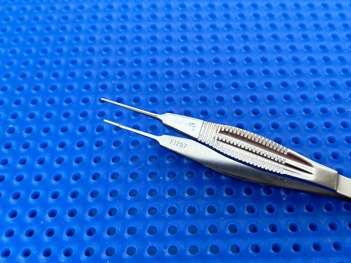 Karl STORZ Surgical E1797 Castroviejo Suturing Forceps 0.3mm x 4.25"