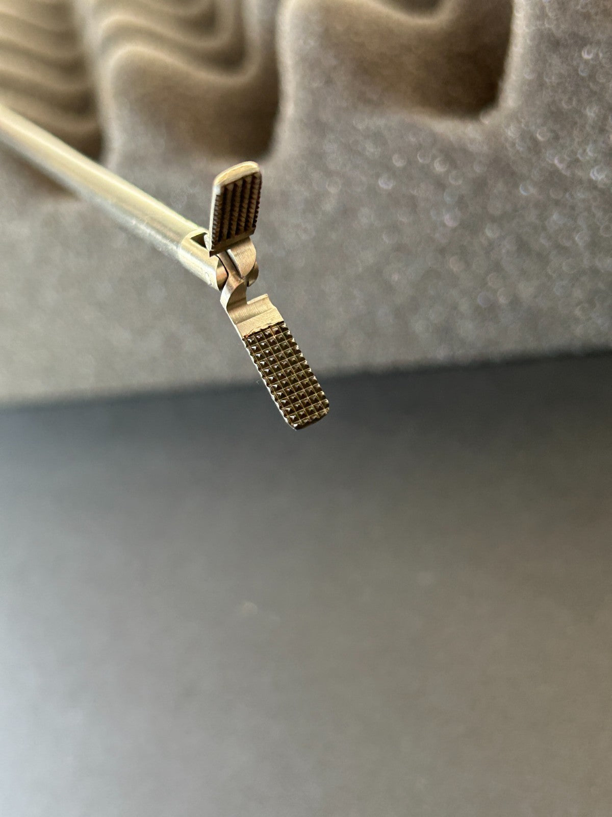 Snowden Pencer 90-7971 Double Action Flat Nose Grasper, 5mm X 45cm W/Lock