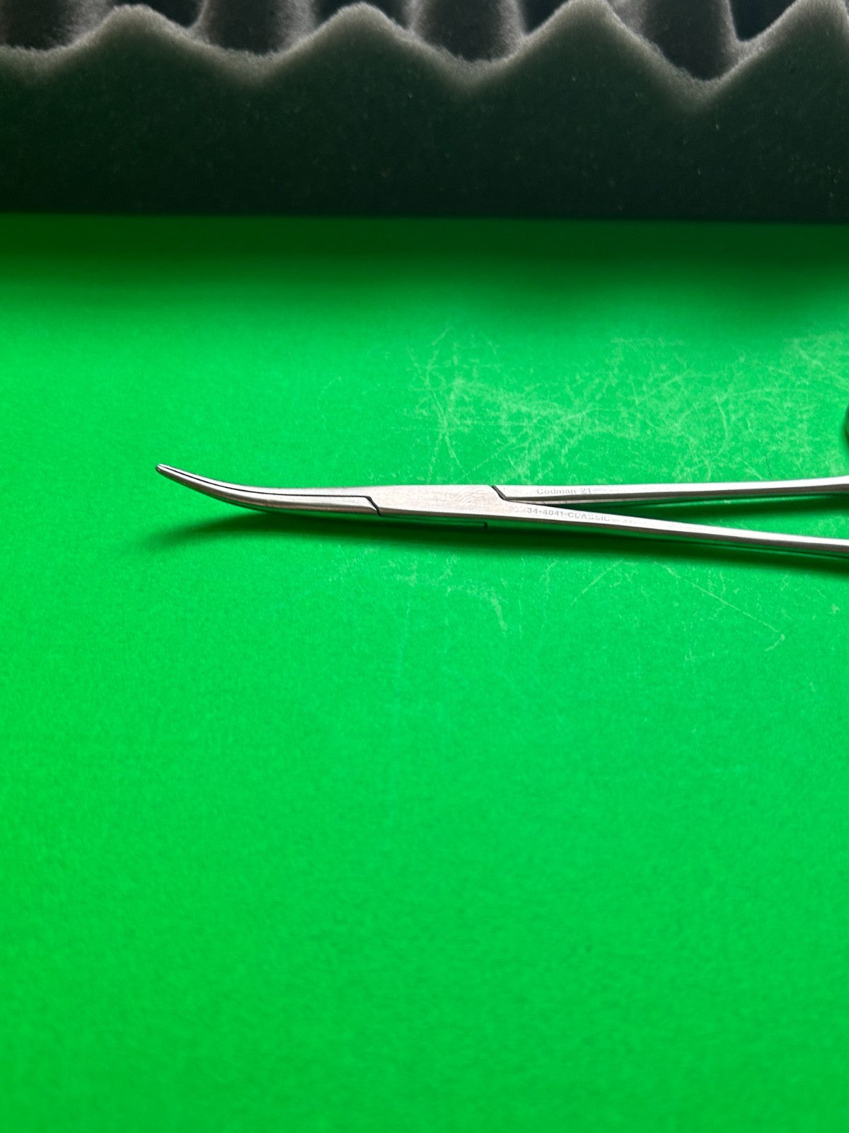 Codman 34-4041 Crile Curved Forceps 6¼"