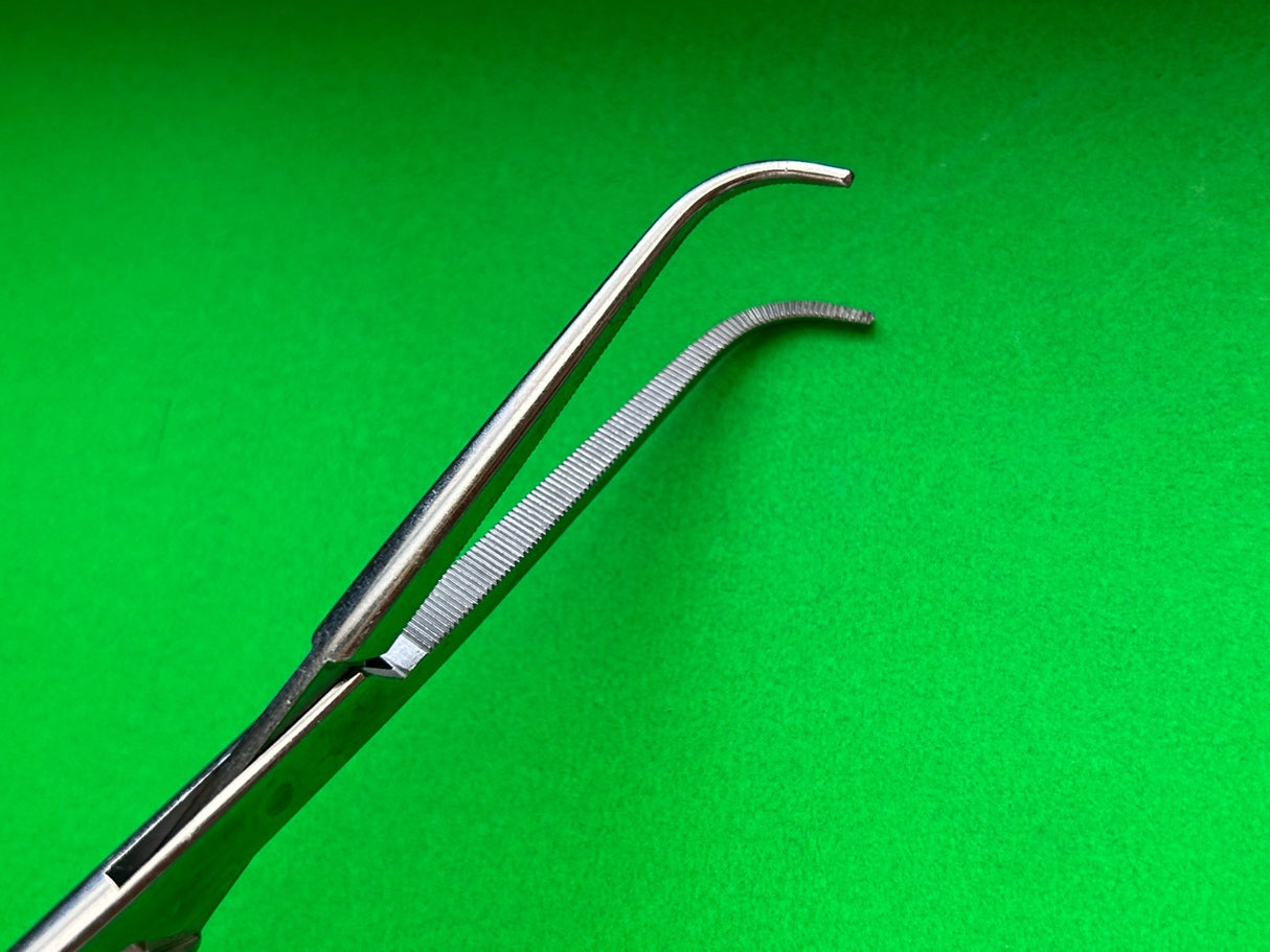 Codman 19-5583 Gemini Dissecting Forceps / Clamp 11"