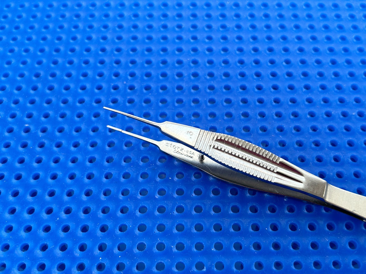 Karl STORZ Surgical E1797 Castroviejo Suturing Forceps 0.3mm x 4.25"