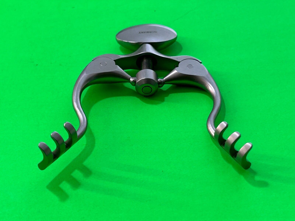 Aesculap Surgical 3x3 Teeth Jansen Retractor