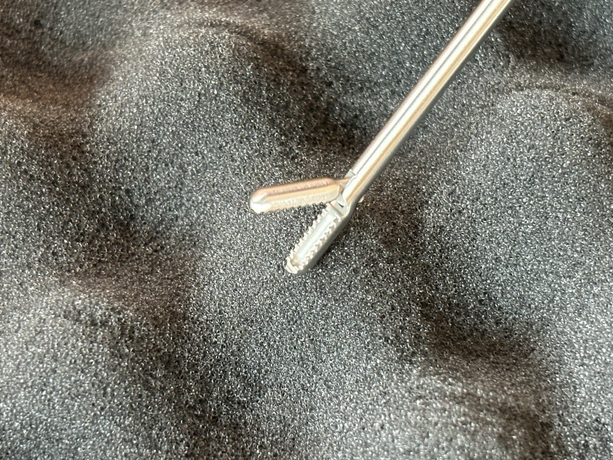 Stryker 300-034-390 Conquest Arthroscopic 4.0mm Soft Tissue Grasper