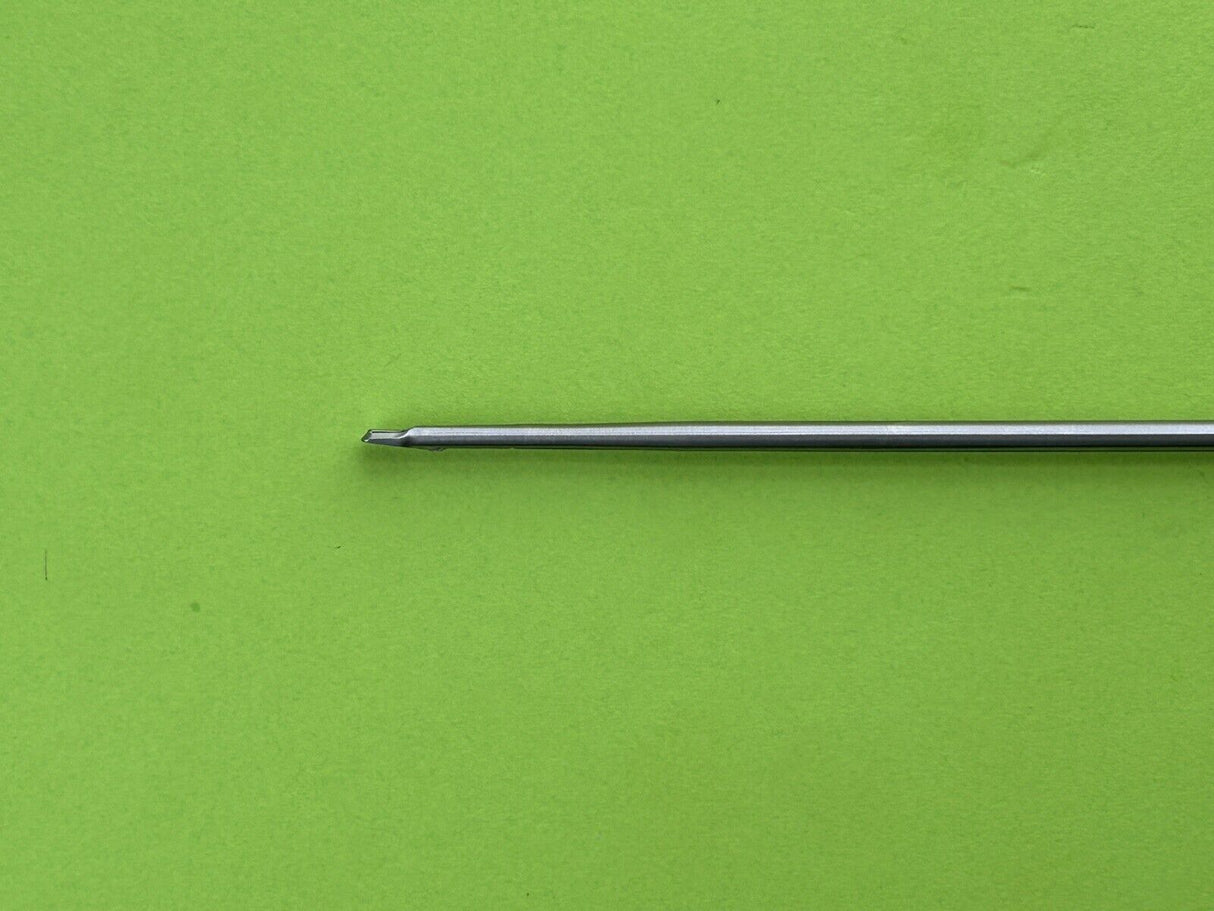 Stryker Surgical 300-027-100 Conquest 2.7mm Straight Big Bite Punch