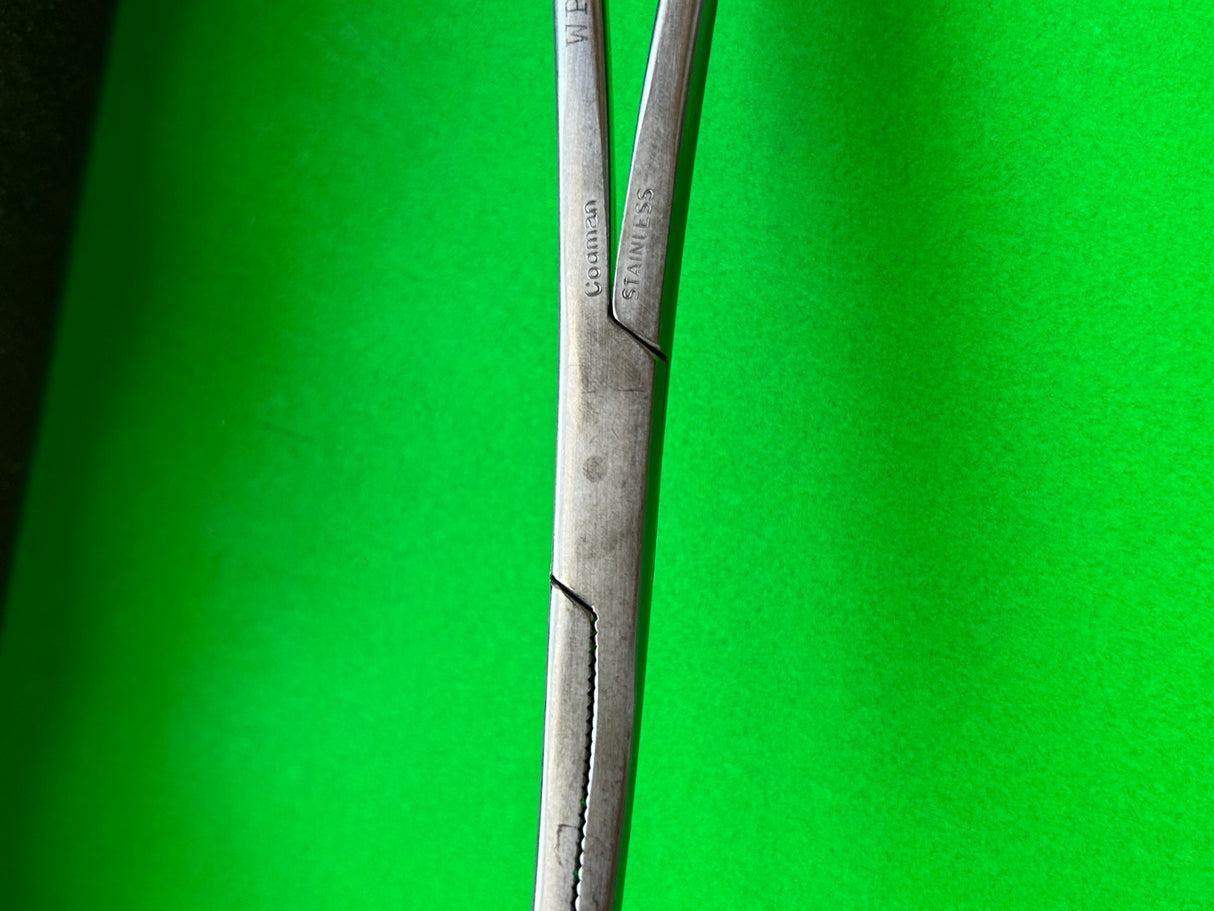 Codman 19-4018 Mayo Kidney Clamp, Curved 23.5 cm