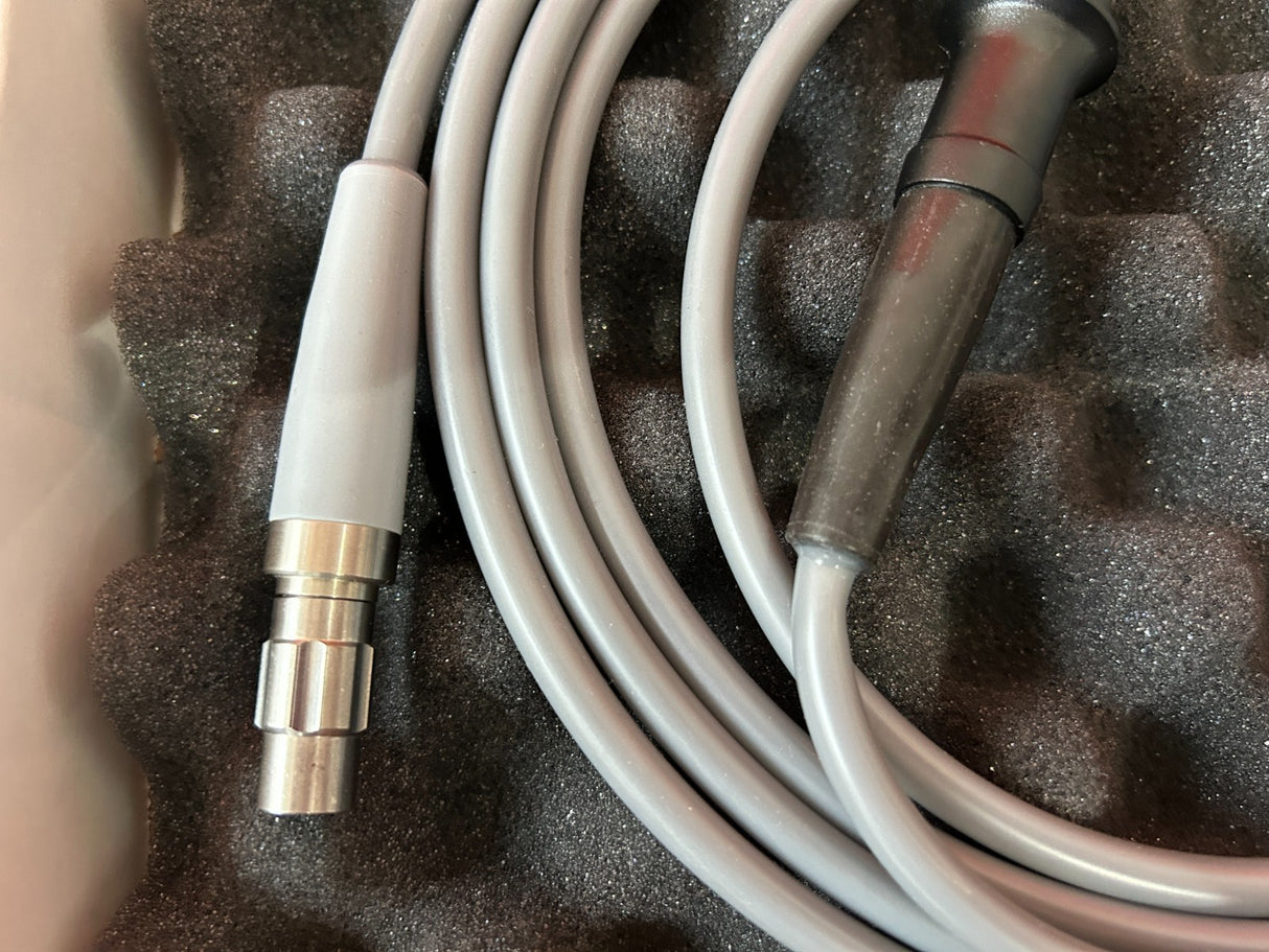 Stryker 233-035-100 Universal Fiber Optic Cable For AIM HD Scopes 3.5mm x 10ft