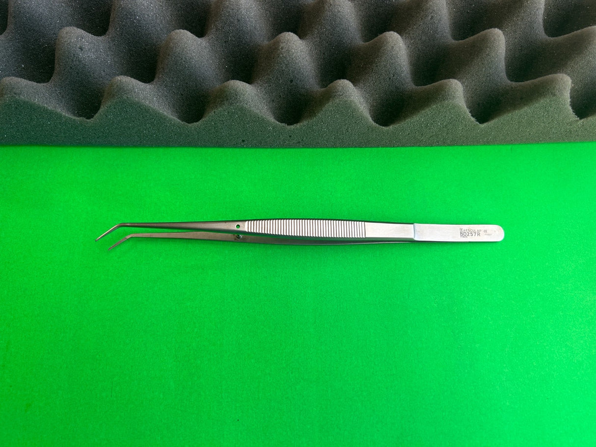 Aesculap BD257R Delicate Forceps, Angled, Serrated Tip, 7-7/8"