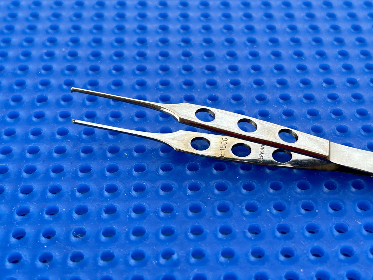Karl STORZ Surgical E1500 Bishop-Harmon Tissue Forceps Fine Straight, 1 x 2