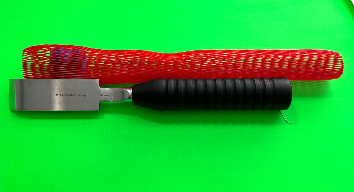 Symmetry Surgical 46-3116 Magnum Chisel Curved 30mm Tip