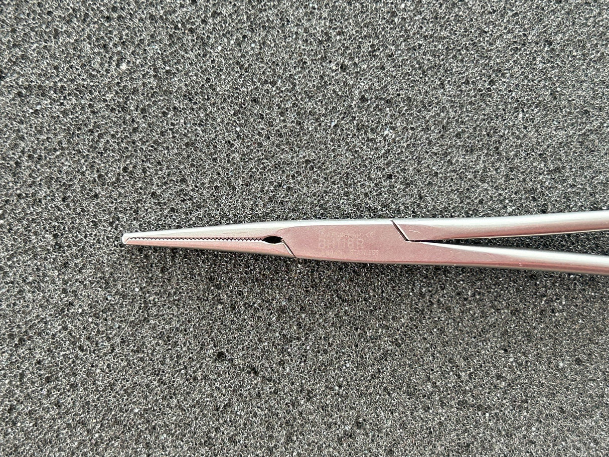 Aesculap BH118R MICRO-HALSTED Hemostatic Forceps, straight, 5", delicate, 1x2