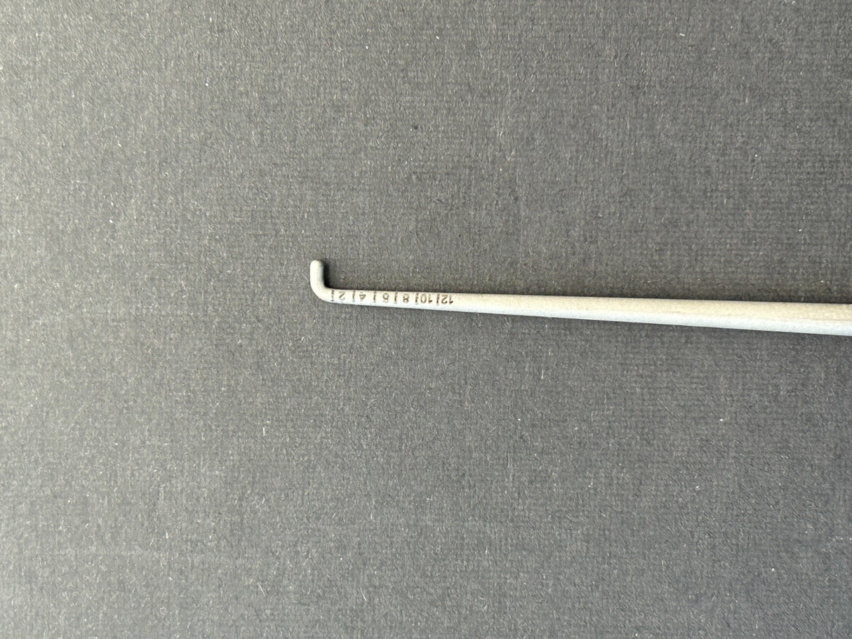 Stryker Hip Arthroscopy Instrument HIP Probe, 90° 242-200-021