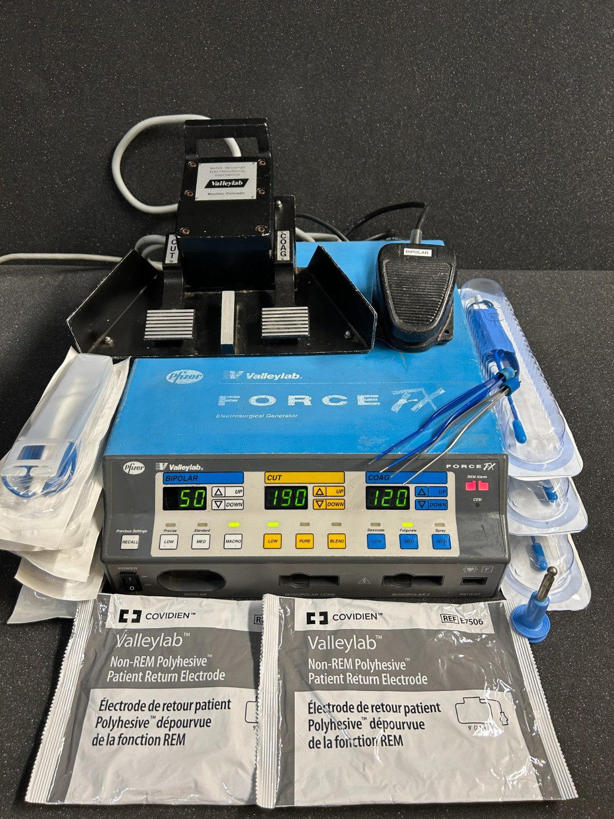 Medtronic/Covidien Valleylab Force FX ESU w/ Footswitches and FREE Extras TESTED