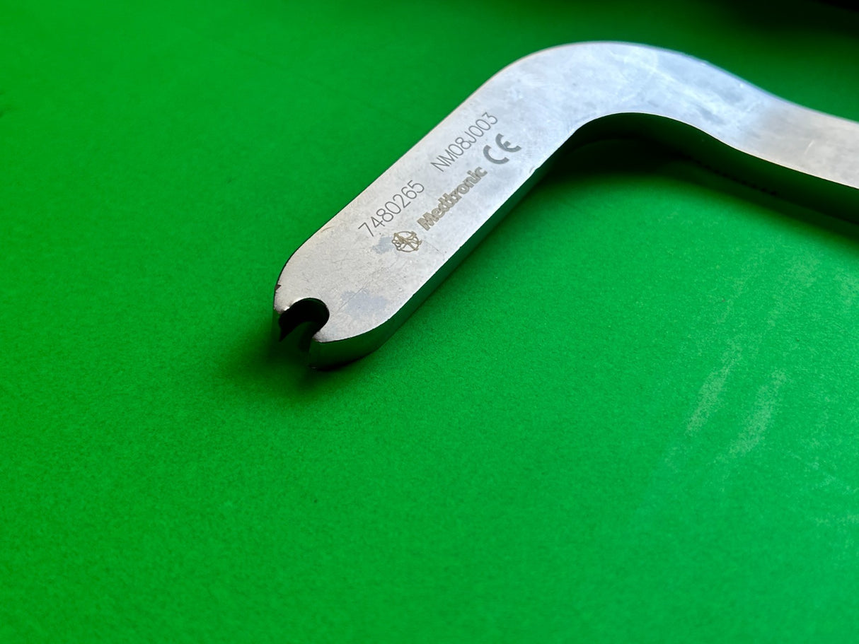 Medtronic 7480265 5.5 Rod Correction Coronal Benders Left