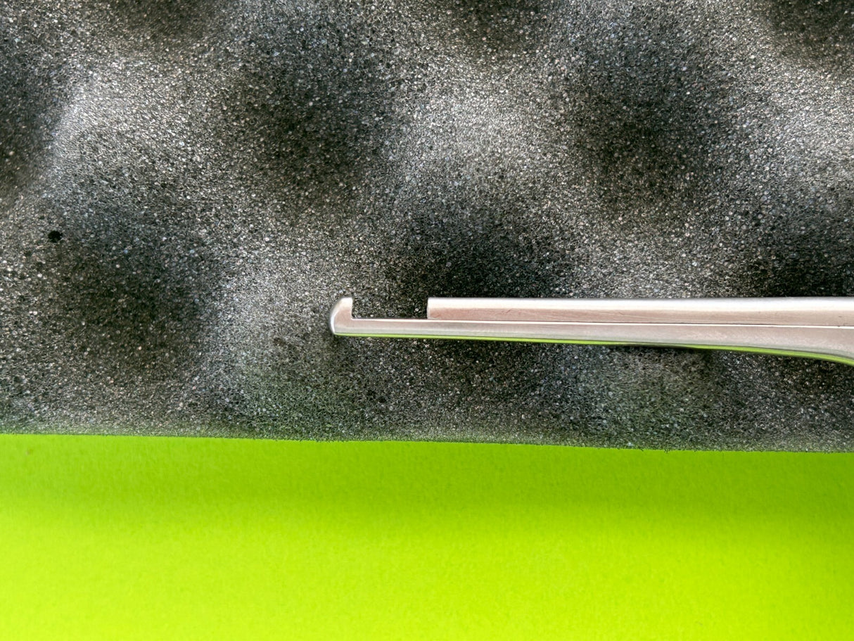 Karl Storz Surgical 8-1/4" Kerrison Rongeur, 4mm x 3mm bite, Angled 90°