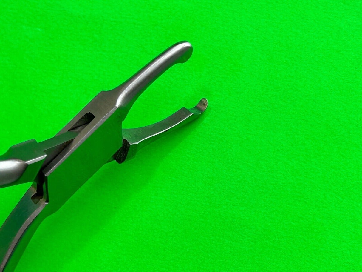 V.Mueller Surgical 100-8966 Orthodontic Pliers SIze 114