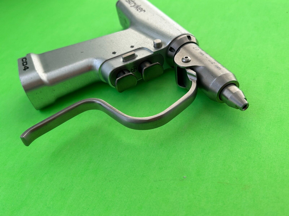 Stryker 4405 CD4 Dual Trigger Cordless Driver Universal Handpiece & Pin Collet