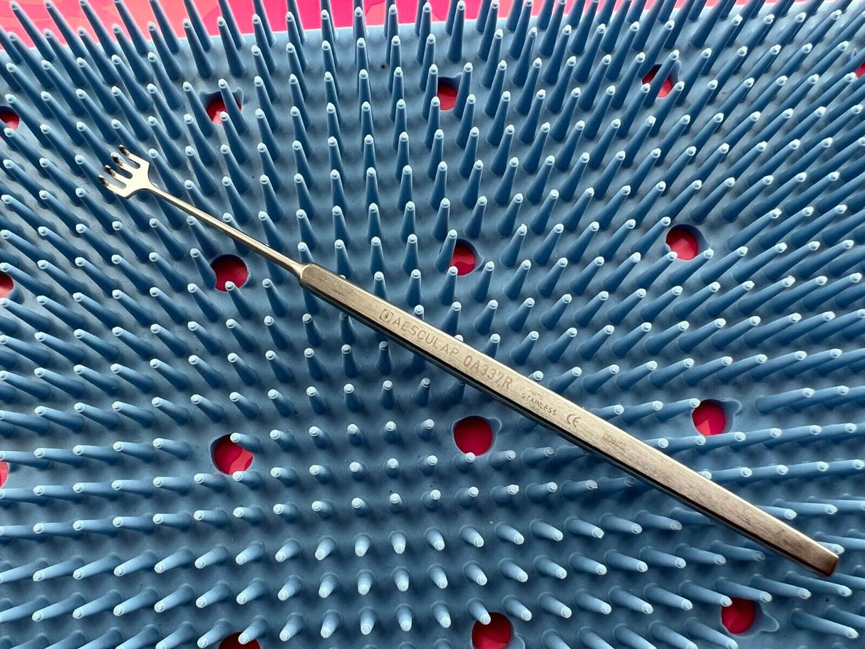 Aesculap Rollet Hook Retr, Sharp, 5 1/4", Tip Size: 2.5mm x 7.0mm OA337R