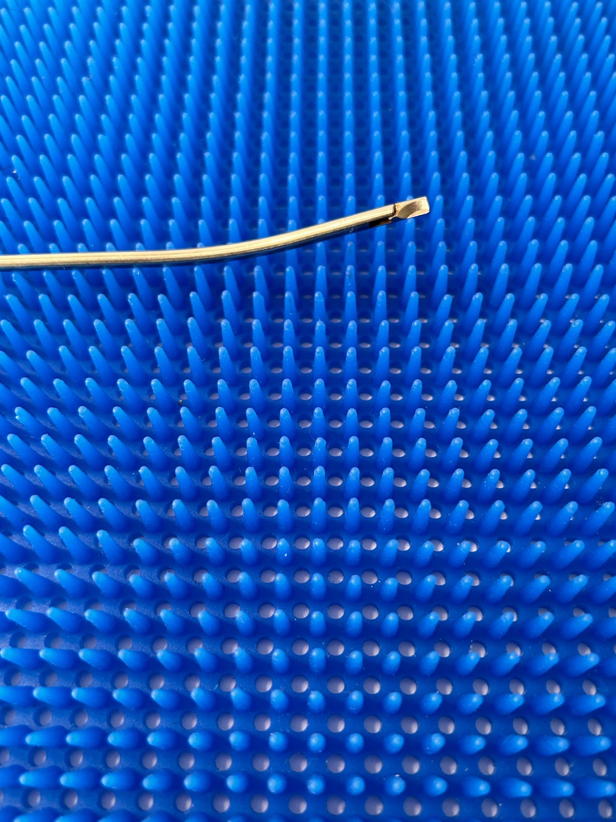 R. Wolf Hook Scissors Curved Right