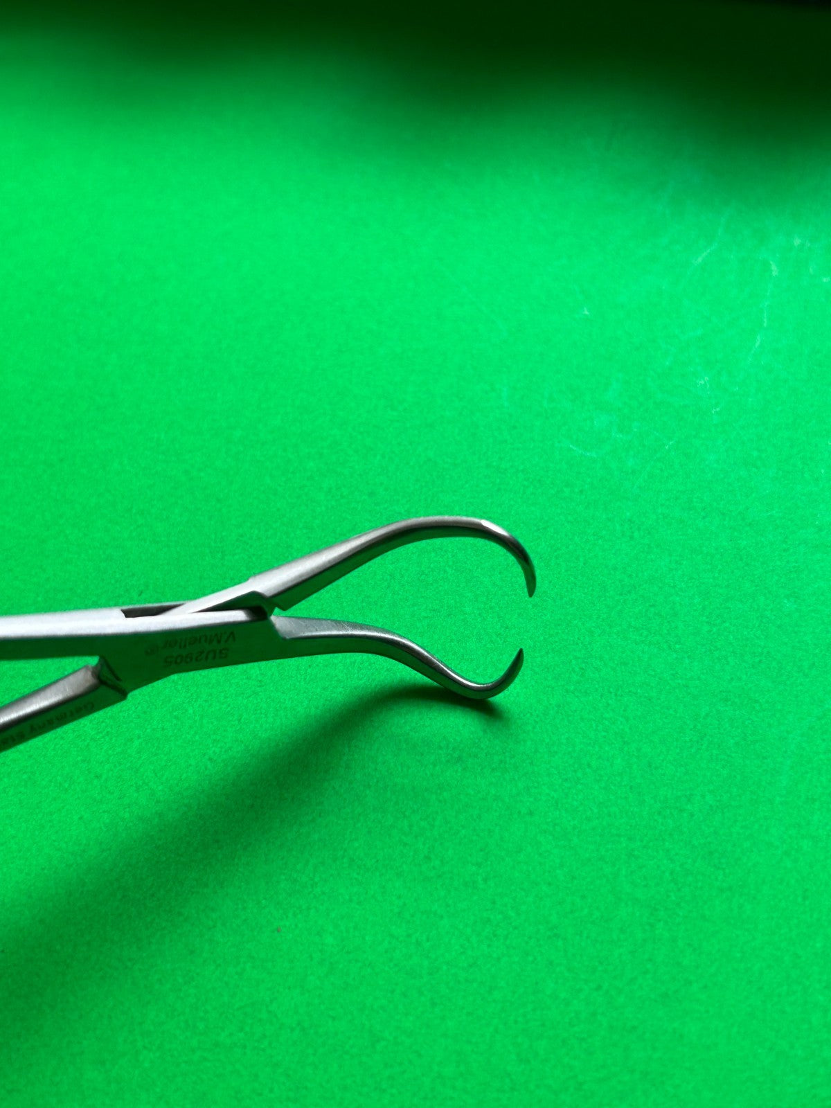 V. Mueller SU2905 Towel Forceps 5-1/4"