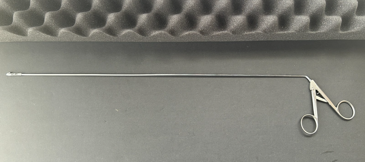Karl Storz 10370R 5.5mm Right Angled Cup Forceps