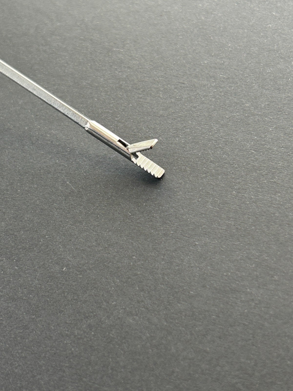 Karl Storz 8660H Kleinsasser Alligator Grasping Forceps