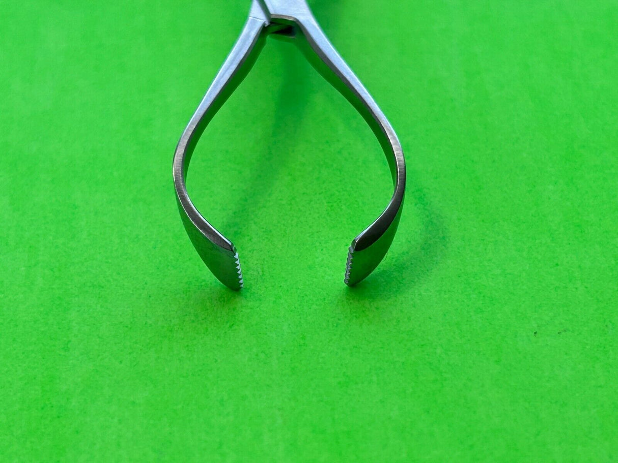 Aesculap Surgical 3-7/8" Lorna Towel Clamps