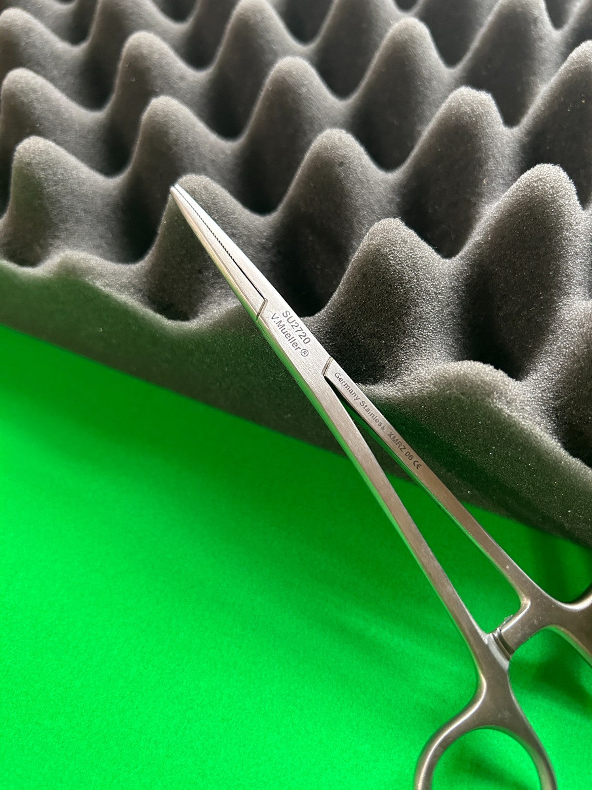 V. Mueller SU2720 Kelly Artery Forceps 5½"